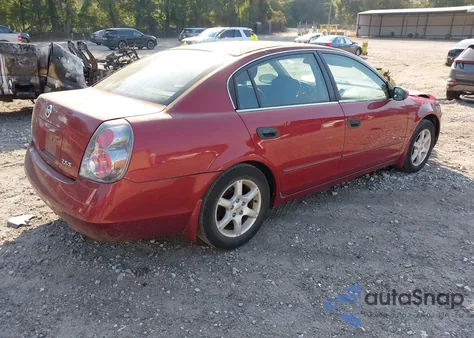 2005 Nissan Altima 2.5 S from USA, damaged, VIN 1N4AL11D65C292221